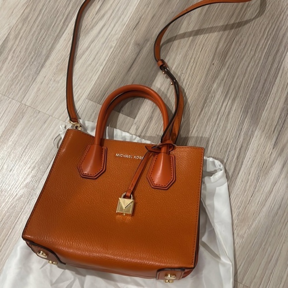 Michael kors orange satchel handbag‎ - Picture 2 of 9